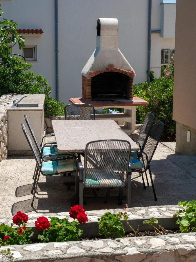 Apartments Dokovic Barbat na Rabu Eksteriør billede