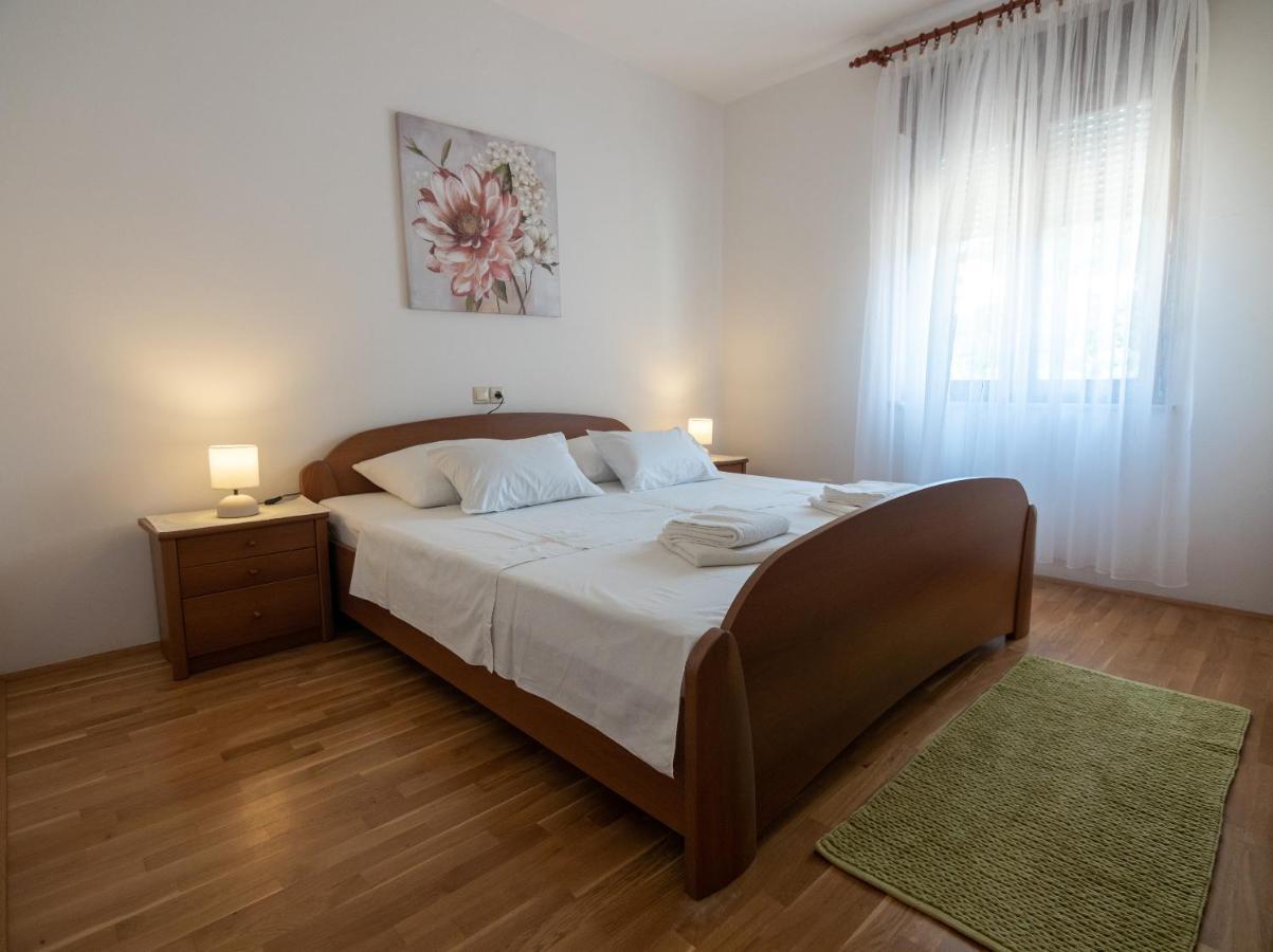 Apartments Dokovic Barbat na Rabu Eksteriør billede